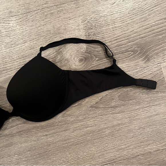 Victoria's Secret Padded Plunge Bra (Black) - Picture 6 of 12